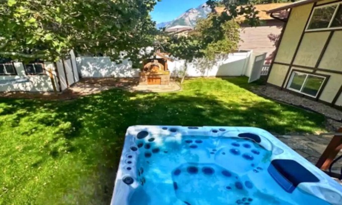 Sandy Casa | Outdoor enthusiasts and relaxation seekers. Enjoy our private hot tub and in-house ping pong