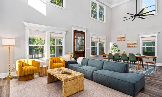Gulfport Casa | Outdoor Kitchen - Walk to Beach - Fire Pit - Dogs