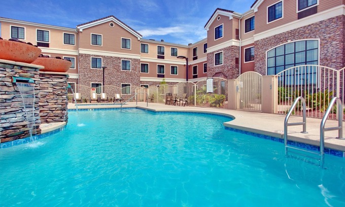 Tucson Condominio | Piscina al aire libre + desayuno gratis + Wi-Fi gratis | Cerca del aeropuerto de Tucson