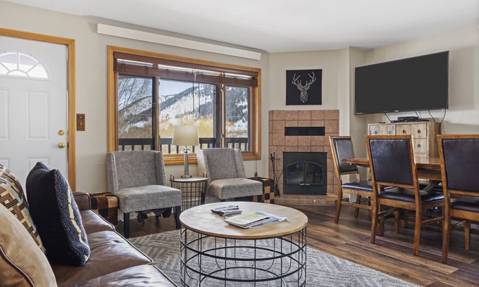Jackson Casa | Outpost: Pitchfork 2501 - Close to Snow King Mtn!