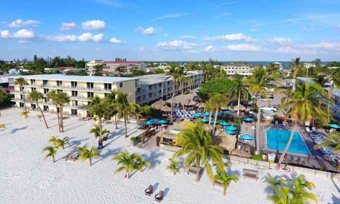 South Island Complejo | Outrigger Beach Resort
