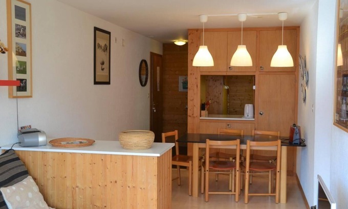St. Luc Apartamento | Exterior: apartamento en el segundo piso de un edificio en la entrada del pueblo, para 4 personas, balcón