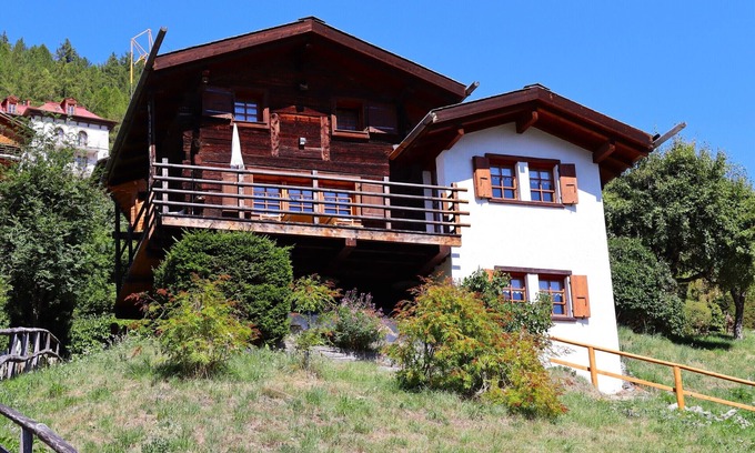 Ayer Chalet De Esquí | Outside : small, lovely, recently renovated individual chalet on 3 floors, suitable for 4 people, ba