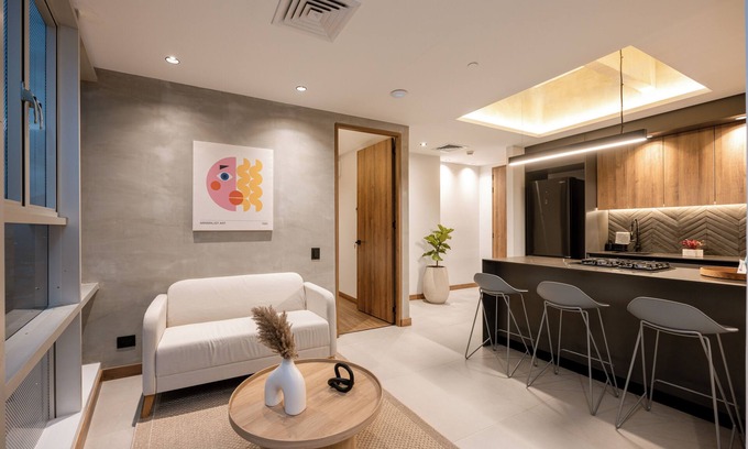 San Diego Apartamento | Outstanding & bright 548sqm apartment with Jacuzzi & A/C in El Poblado