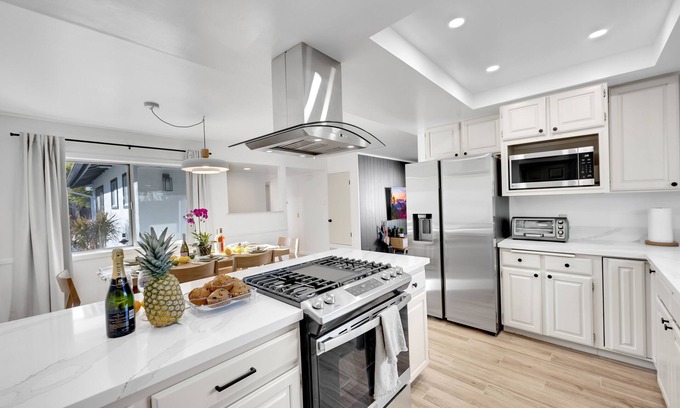 Azusa Casa | Outstanding Relaxing Quiet Azusa Vacation Oasis