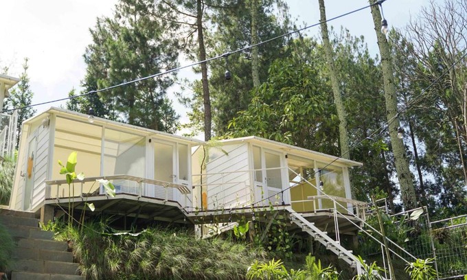 Ciumbuleuit Otro | Over Easy Glamping Site