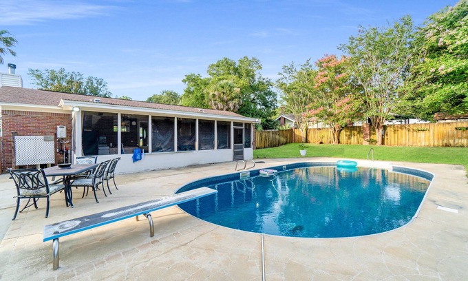 East Pensacola Heights Casa | Over The Hill By The Bayou- New Listing in Pensacola Heights with Pool!