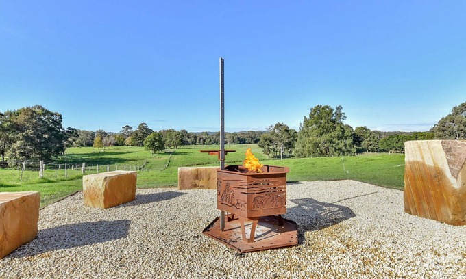 Clarence Town Casa | Overflow Downs-Riverside Acreage