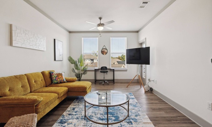Farragut Apartamento | Overlook 1214 I Beautiful 1Bd/1Bth Apt I Gym