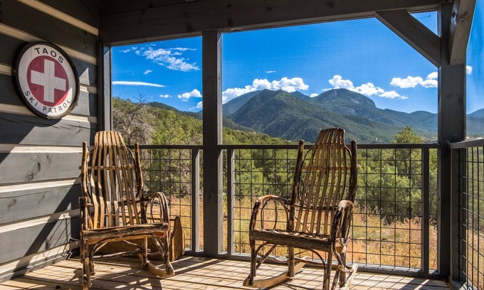 Valdez Cabina | Overlook Cabin - Valdez, NM