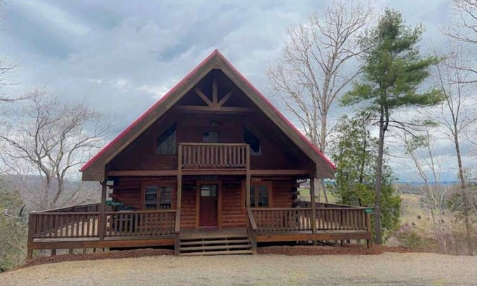 Lead Mines Cabina | Overlook the river @ Wildwood