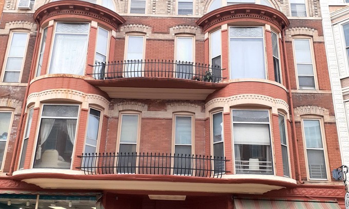 Galena Apartamento | Overlooking Historic Downtown Galena Suite #3