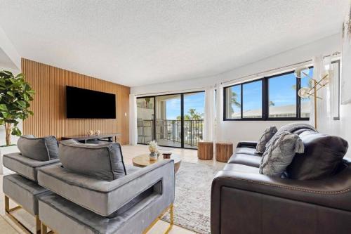 Key Largo Casa | Overlooking Marina/Ocean view & FREE GOLF CART