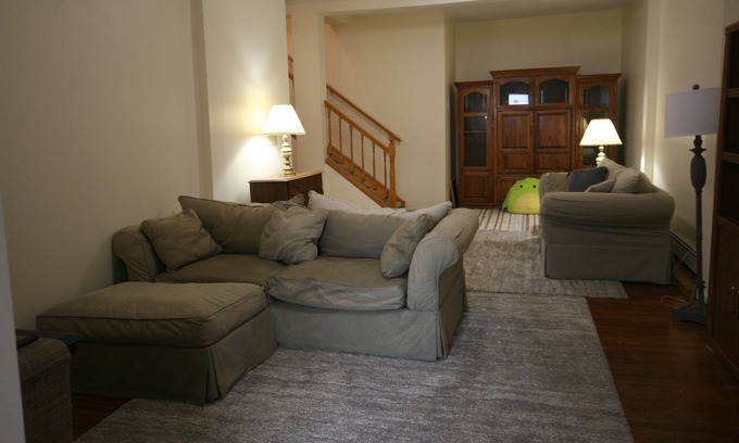 Sennett Casa | Overlooking Sunsets On the Lake ; Boat and Pet Friendly.