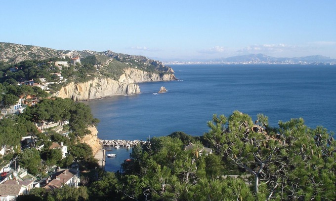 Ensues-la-Redonne Cabaña | En casa de campo situada en el corazón El 1 Pequeña cala de La Costa Azul