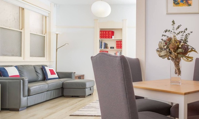 Kings Cross Apartamento | Oversized Art Deco in Potts Point near Harbour