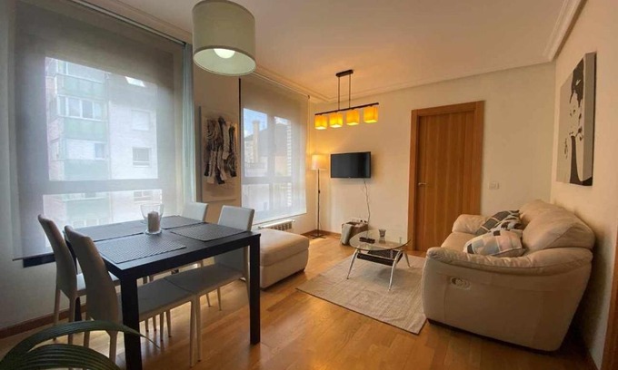 Las Campas y San Claudio Apartamento | Oviedo Soja City, a minutos del centro VUT-4679-AS