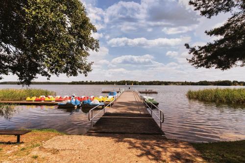 Dabrowno Complejo | OW Inter Piast Kalbornia - z własną plażą z kąpieliskiem i przystanią