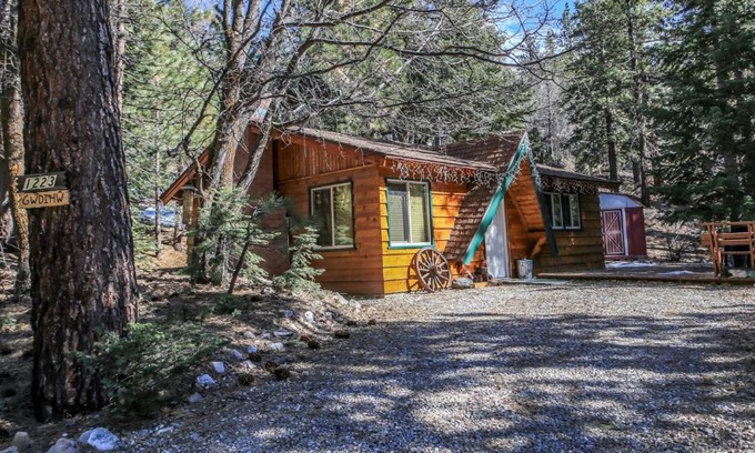 Fawnskin Casa | Owl Cabin