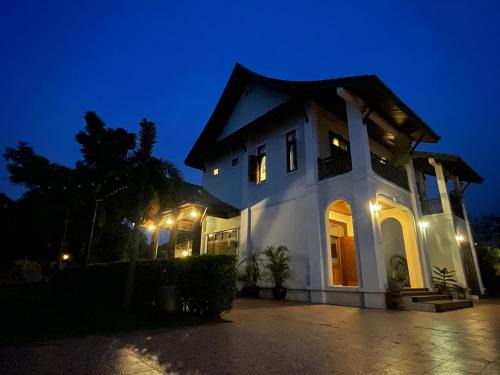 Vientiane Cama Y Desayuno | Owl House