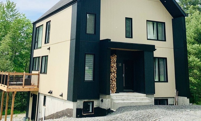 Mansonville Chalet De Esquí | Owl's Head Family Cabin