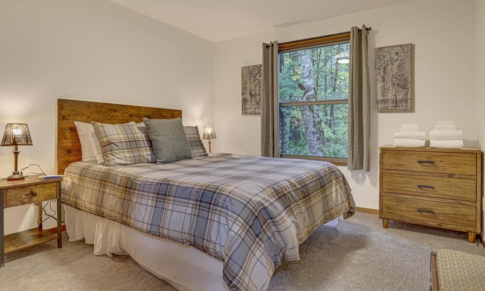 Mount Hood Village Casa | Owlpine Lodge