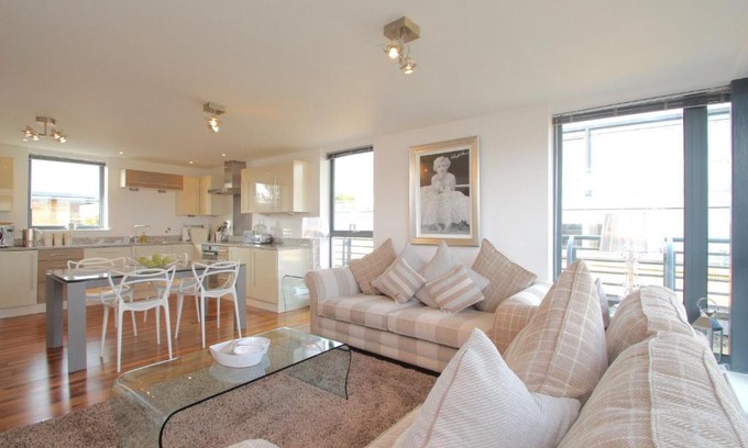 Oxford City Centre Apartamento | Oxfordshire Living - The Monroe Apartment - Oxford