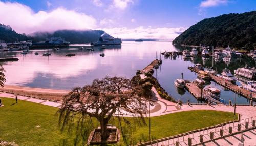 Picton Apartamento | Oxleys 406 3 bedroom Waterfront Apartment