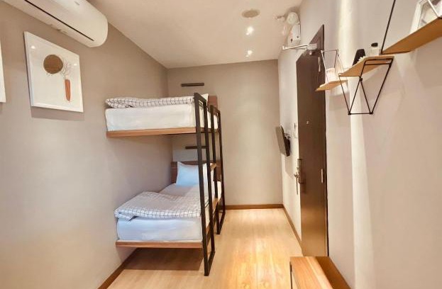 Batam Apartamento | oxy suites 2-06 at Shop House Meisterstadt Pollux Habibie