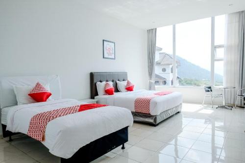 Sidomulyo Hotel | OYO 1194 Villa Bukit Panderman Residence