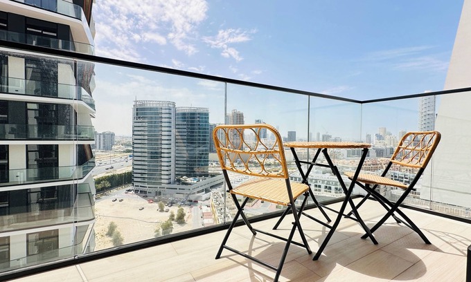 Jumeirah Village Circle Hotel | OYO 1288 Home Fully Furnished 1Bed