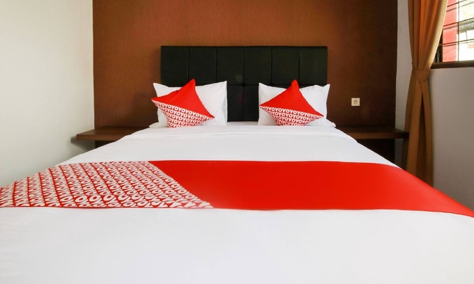 Medan Hotel | OYO 2940 Papakoel Guest House