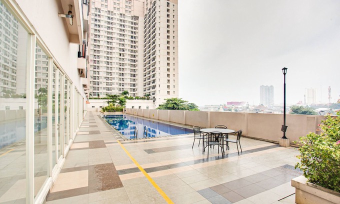 Depok Hotel | OYO 3194 Margonda Executive