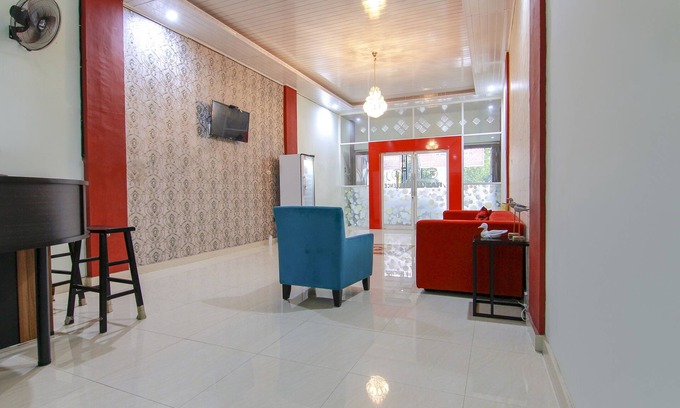 Medan Hotel | OYO 3334 Ratu Residence