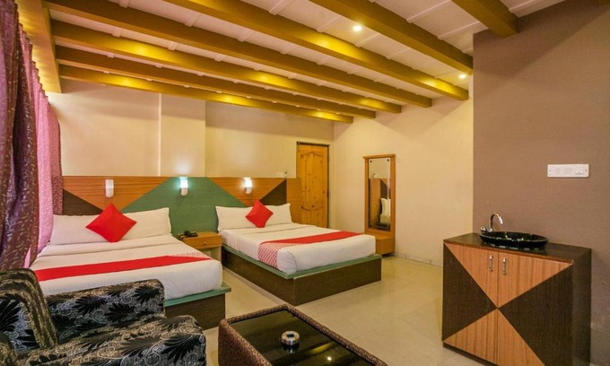 Sadduguntepalya Hotel | OYO 436 Emirates Suites
