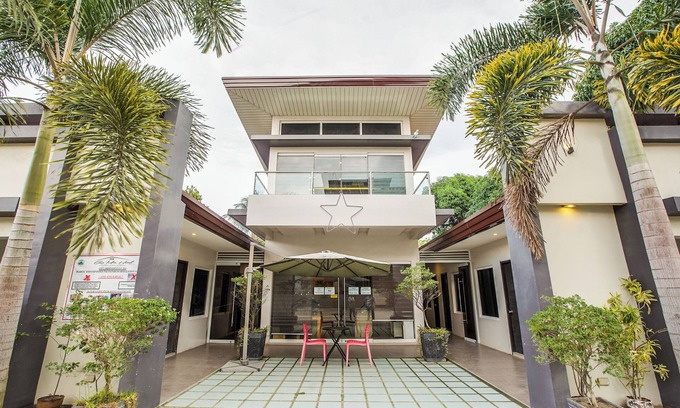 General Santos Hotel | OYO 489 Casa Mia Hotel Suites