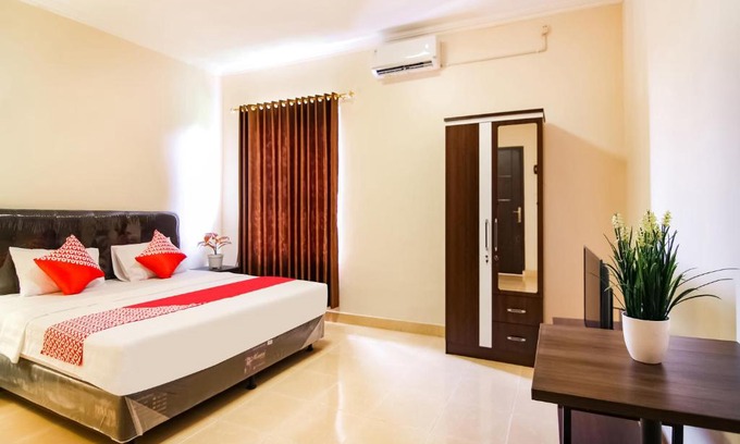 Tegalrejo Hotel | OYO 90186 Grand Aster