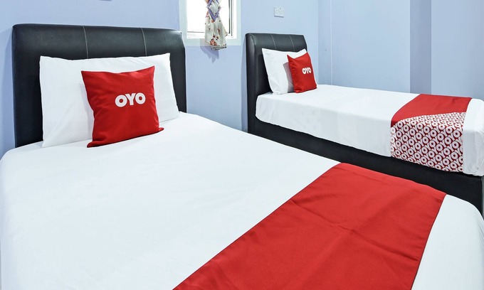 Kuala Teriang Hotel | OYO 90660 Rayyans Roomstay