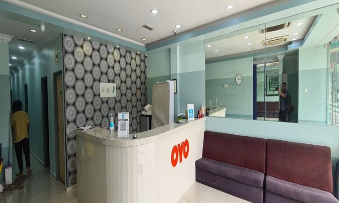 Klang Hotel | OYO 90862 Hotel Small City