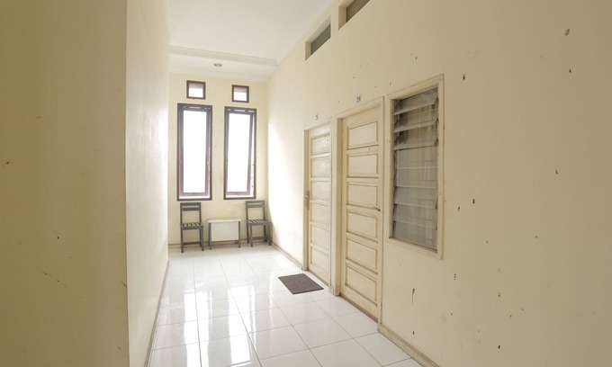 Kalimantan Hotel | OYO 93368 Guest House Sae Madani