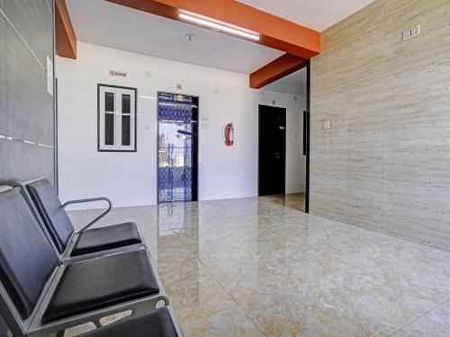 Anand Hotel | OYO Flagship Hotel Gangeshwar