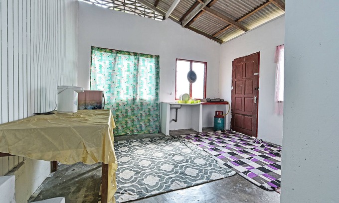 Kampung Kubang Tangga Casa | OYO Home 90549 Teemoran Budget Homestay