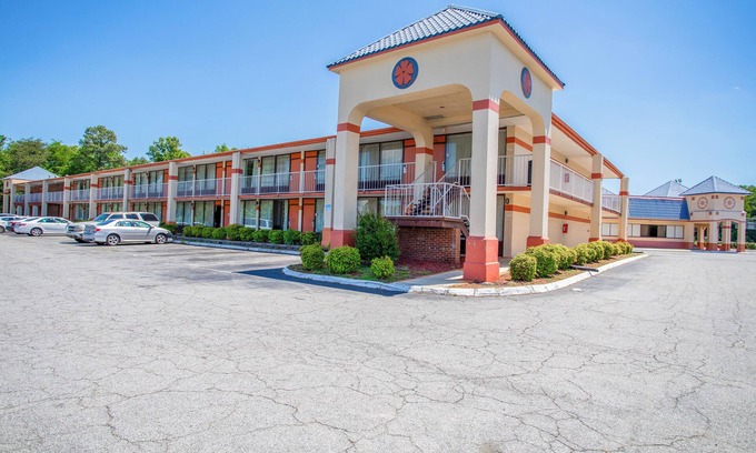 Greensboro Hotel | OYO Hotel Greensboro East I 40