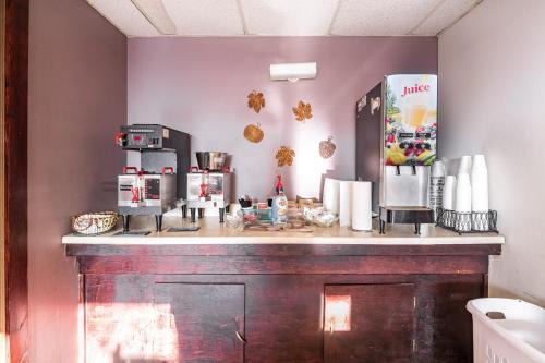 Branson Theater District Hotel | OYO Hotel Windmill Branson