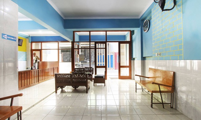 Malang Hotel | OYO Life 3720 Homestay Gayatri Janti