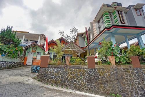 Sidomulyo Hotel | OYO Life 90321 Ken Ken Villa