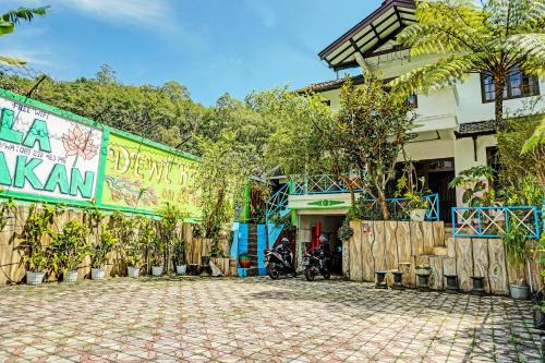 Sidomulyo Hotel | OYO Life 92376 Agape Villa