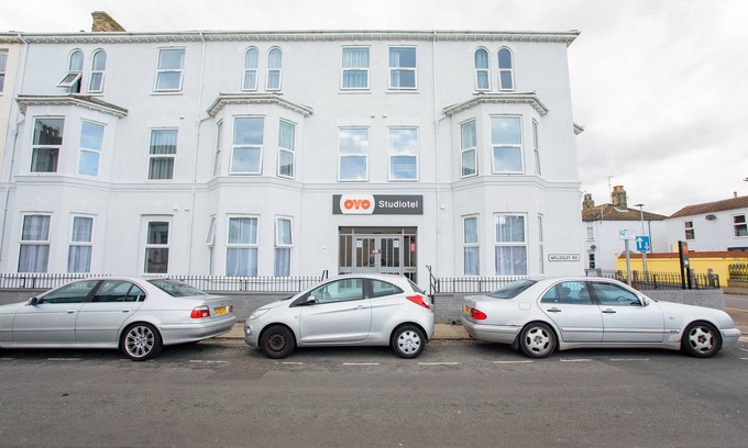 Great Yarmouth Apartamento | OYO Studiotel Great Yarmouth - Modern Hotel Apartments