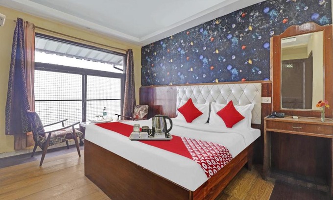 The Mall Road Hotel | OYO 92886 Valentine Inn