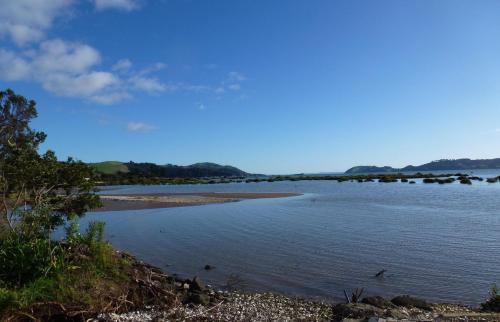 Preece Point Chalet De Esquí | Oystercatcher Bay Boathouse